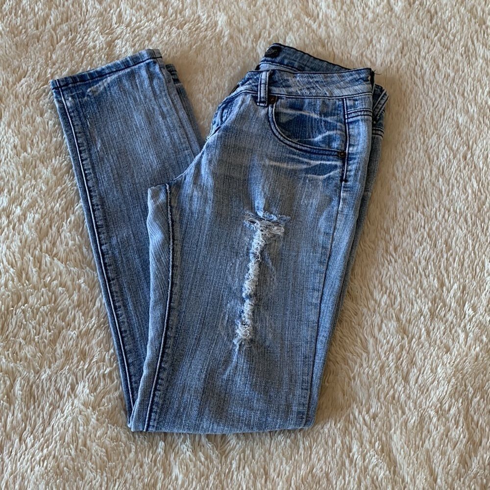 Imperial Star distressed jeans